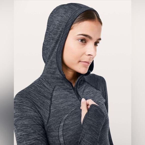 Lululemon Swiftly Wool 1/2 Zip Hoodie - Picture 4 of 8